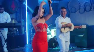 Aida Cortes - Un Poquito Mas