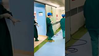 Hemşireler Neden Aynı Ayakkabıları Giyerler.?