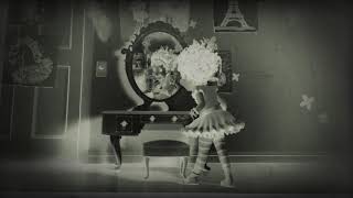 Fancy Nancy Theme Song Colorful