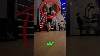 Spor Salonunda Komik Anlar Herkesi Güldürdü