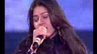 Sunidhi Chauhan Performing At Idea Rocks India-Clip 1