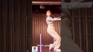 Elçin Sangunun Dans Şovu