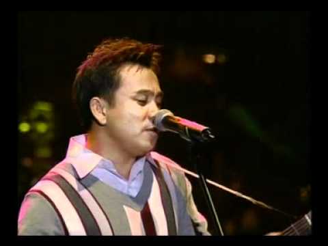 แค่มี - เฉลียง Concert thumb