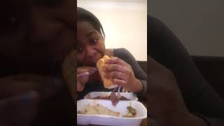 EATING A ITALIAN BEEF FROM PRIMOS PIZZA WITH CHILLI CHEESE FRIES AND KETCHUP!!!!MUKBANG FOOD SHOW!!