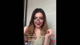 Tik-Tok Nəzrinlive İngilis Dili Müəlliməsi Nin Canlı Yayımı