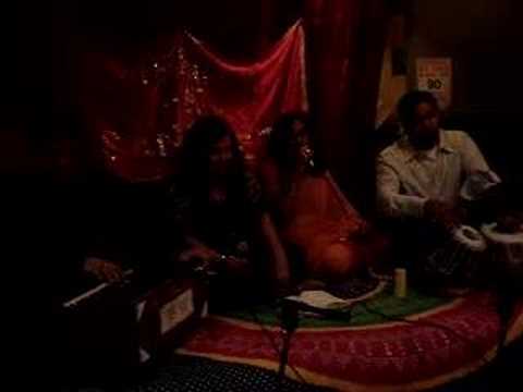 Aaj Jane Ki Zid Na Karo -Mehfil E Sangeet - Dr Asha & Jyoti