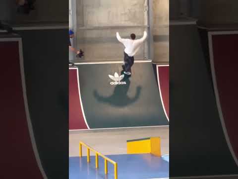 👈