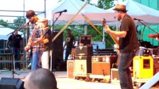 Watch Cross Canadian Ragweed 42 Miles video