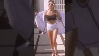 Hande Erçel - Hot