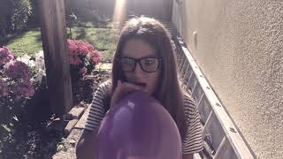 119 Girl Blow Up Balloons In Her Backyard Looners Paradise
