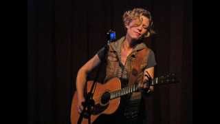 Watch Catie Curtis The Wolf video