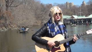 Watch Nina Nesbitt Mr C video