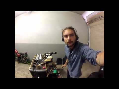 Muito Kaballa - Lugar Ao Sol (Garage Live Recording)