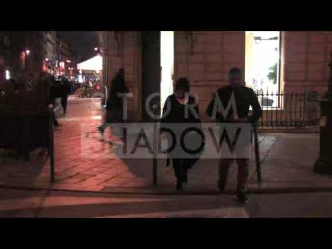 Pregnant Kim Kardashian and hubby Kanye West dinner at L’Avenue