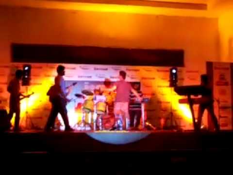 POriYAL - Kadhal Oru Kannil Live Radio Mirchi Campus Wild Fire...