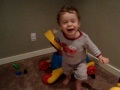 Leonardo brincando