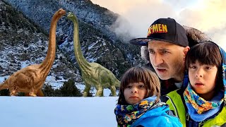 Los Dinosaurios En La Nieve Nos Llevan Al Braquiosaurio Magico De Juric World Dominion