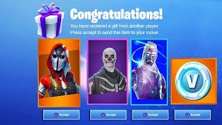 *GIFTING* SUBSCRIBERS NEW RARE SKINS! GIFTING SKINS ON FORTNITE (Skull Trooper & GALAXY)
