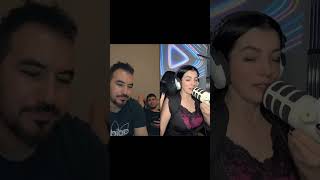 Aleyna Tilkinin Annesi Havva Öztelden Canlı Yayında Şarkı Sürprizi Tiktok Sohbeti