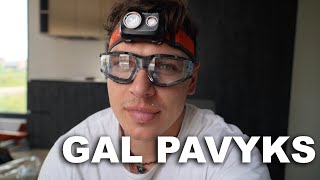 Didinam Keliamają Galią. Viskas Bandymo Būdu