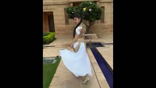 Jacqueline Fernandez Navel In Lehenga.