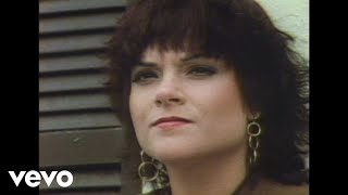 Watch Rosanne Cash Blue Moon With Heartache video