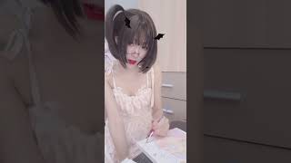 Beautiful Girl