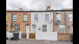 Check out this fancy two bed home in Gravesend with a fancy light up staircase..