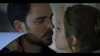 Alex And Elisa Manolo Cardona And Carolina Miranda Kissing Scene - Who Killed Sara?