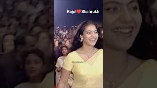 Kajol Ke Award Show Me Aaye Shahrukh