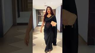 Stylish Aayushi Jaiswal, Walking On Floor Aayushi Jaiswal, New Webseries Of Aayushi Jaiswal