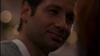 X-Files Millennium Kiss