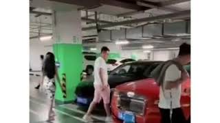 İnsanlık Parayla Alakalı Değili̇zle Ve Gör