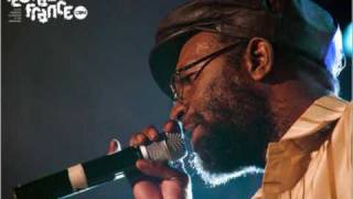 Watch Beres Hammond Tempted To Touch video