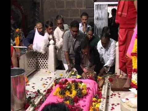 Shirdi Sai Baba Mantra - Om Sai Namo Namahasaimuskan