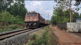 16730 Punalur- Madurai Junction Leading On 22250 Erode Wap4