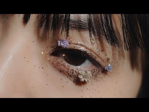 カネコアヤノ - 祝日 - YouTube (04月19日 09:00 / 11 users)