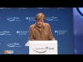 Angela Merkel sucht das F-Wort (IT-Gipfel 2014 Hamburg)