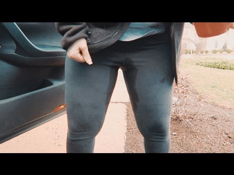 Girls peeing leggings