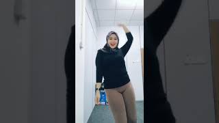 Goyang Tiktok Mama Muda Semok Part 7