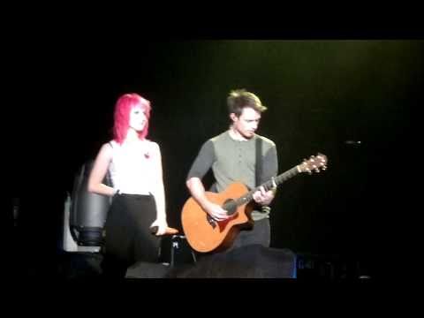 Hayley Williams Josh Farro Never Let This Go Acoustic Live 