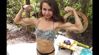 Model Huge Biceps 315.