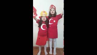 23 Ni̇sani Evde Kardeşi̇mle Kutladik