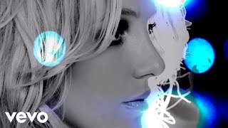Britney Spears - Criminal ( Lyric )