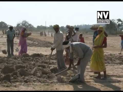 jal sanrakshan जल बिना जग है सूना, पानी बचाव का प्रयास करो सब कोई दूना |. jal sanrakshan जल बिना जग है सूना, पानी बचाव का प्रयास करो सब कोई दूना |.