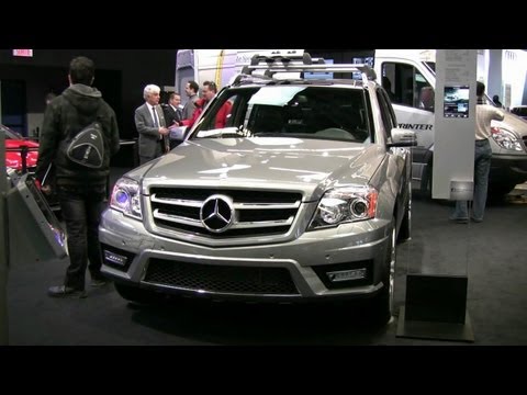 2012 Mercedes-Benz GLK350 4matic Exterior and Interior at 2012 Montreal Auto Show