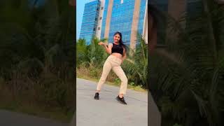 Sanju Choudhary New Instagram Reels Shake Your Body Like A Belly Dancer