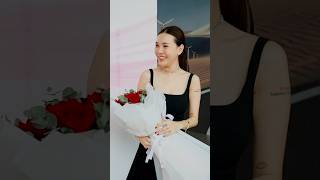 Em Gái 2K Nhận Quà Sinh Nhật