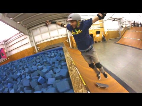 MARIO AND LANCE VS FOAM PIT
