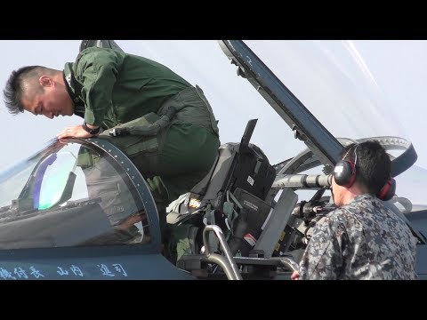 【Emergency start】 F-2 fighter scramble start !!! 2018 TSUIKI AIR SHOW SCRAMBLE DEMO 20181125